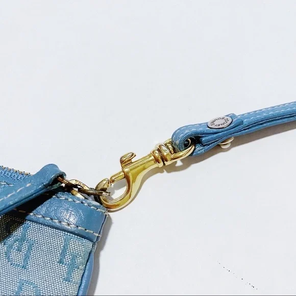 Dooney & Bourke - Small Wristlet Pouch - Picture 4 of 5